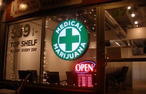 ¿Podría la marihuana medicinal ayudar a mejorar las dolencias típicas de los abuelos?