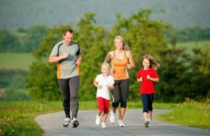 ¿Qué cuidados a los 50 ayudan a prevenir enfermedades crónicas en la vejez?