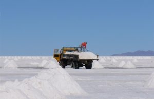 Baterías de litio: el Nobel de Química de 2019 Argentina tiene grandes yacimientos de litio.