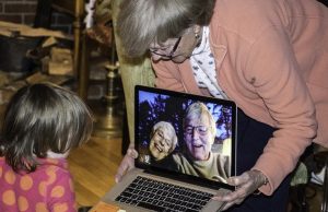 Cuando las celebraciones de las Fiestas se hacen en soledad Videollamadas para estar conectados