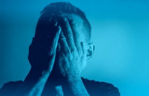 Estrés crónico en alza y felicidad en baja: ¿cómo está el ánimo de la sociedad argentina este año? Personas con depresión