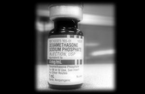 La Sociedad Argentina de Infectología sentó posición sobre tratamientos para coronavirus Un frasco de exametasona inyectable