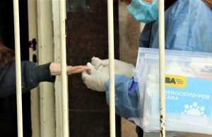 Según un estudio, el 9% de la población testeada en CABA posee anticuerpos contra el coronavirus CABA está encarando una amplia encuesta para determinar la seroprevalencia.