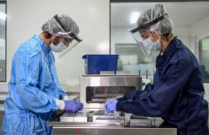 Concretan la primera exportación de tests para COVID-19 “Made in Argentina” NEOKIT-COVID 19 es un test para la detección de Coronavirus de alta confiabilidad, facilidad de uso, rapidez de diagnóstico y menor costo.