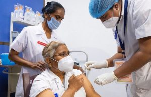 Tras un año de pandemia, una noticia alentadora: bajan los casos de COVID Las campañas de vacunación empiezan a dar sus primeros resultados.