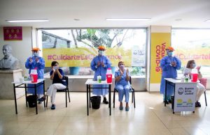 Estudio científico argentino: los recuperados de Covid podrían no necesitar darse la 2° dosis Aquellos previamente expuestos al virus mostraron tener anticuerpos antes del inicio de la vacunación, y generan una respuesta inmune humoral rápida al recibir una única dosis de la vacuna Sputnik V.