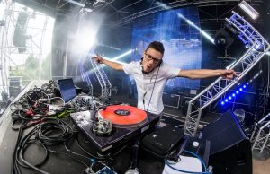 La música hecha en casa se vuelve cada vez más profesional Las nuevas plataformas musicales han abierto un mundo nuevo de posibilidades.