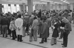 La baja humedad ambiental ayudaría a prever aumentos en la cantidad de contagios de coronavirus Seguir los cambios de humedad ambiental podría ser una herramienta que nos ayude a manejar mejor la crisis de la pandemia.