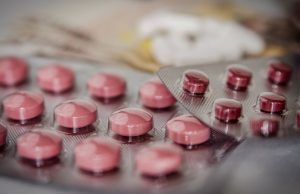 Argentina se une a la investigación de un antiviral contra el COVID-19 El molnupiravir consiste en un potencial medicamento antivírico oral que podría prevenir la replicación de virus de ARN, incluido el SARS-CoV-2.