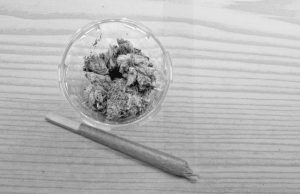 Adicciones sin debate: ¿qué piensan los argentinos del consumo de drogas? Cannabis