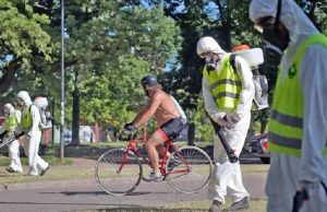 Crece la preocupación por la suba de los casos de dengue y chikungunya en trece provincias argentinas A descacharrar. Fumigar no basta ya que no “rompe” la cadena reproductiva del mosquito y sólo mata los adultos. Para cortar su ciclo hay que limpiar todo lo que acumule agua.