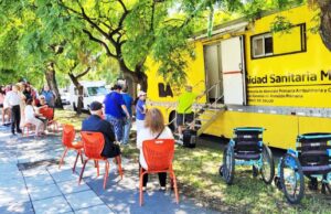 Para prevenir el regreso del Covid-19 expertos piden reforzar las campañas de vacunación En la ciudad funcionan 45 centros y recomiendan sacar turno previo vía web o con el WhatsApp de Boti. (Foto: N Grossi)