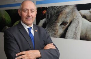 Un argentino candidato a dirigir la entidad internacional que regula la salud animal Entrevista. Veterinario Luis Barcos, candidato argentino a idirigir la OMSA | Daniel Rubini