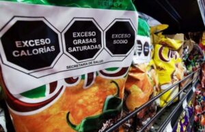 Ley de Etiquetado: cambios que reavivan la polémica sobre alimentos ultraprocesados Sellos negros. Un nuevo cambio en su forma de uso.