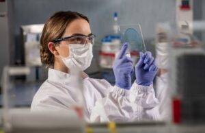 Argentina comenzará a producir una vacuna innovadora para prevenir la neumonía Para llevar adelante este proyecto el laboratorio Sinergium invirtió US$ 20 millones.