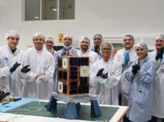 La misión Artemis II de la NASA llevará un microsatelite argentino ATENEA. un satélite desarrollado y construido por técnicos argentinos.
