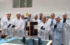 La misión Artemis II de la NASA llevará un microsatelite argentino ATENEA. un satélite desarrollado y construido por técnicos argentinos.