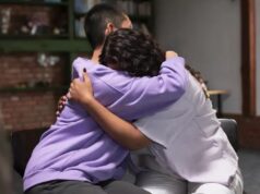 Un estudio del Ministerio de Salud encontró que Argentina registra casi 24 intentos de suicidio por día PREVENCIÓN. A la hora de prevenir, se recomienda prestar especial atención a los adolescentes y adultos mayores. | Freepik.com