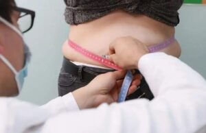 La enfermedad que está a la vista pero no se ve: dos de cada tres personas con obesidad no están diagnosticados DESCONOCIMIENTO. Faltan más y mejores diagnósticos en personas que tienen sobrepeso y obesidad. | Cedoc Perfil / Gza Hospital Clínicas UBA Freepik